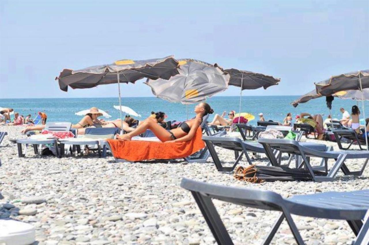 Panoramic Sea And City View Aparthotel In Orbi City Batumi Exteriör bild