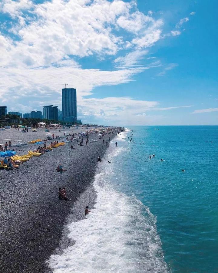 Panoramic Sea And City View Aparthotel In Orbi City Batumi Exteriör bild
